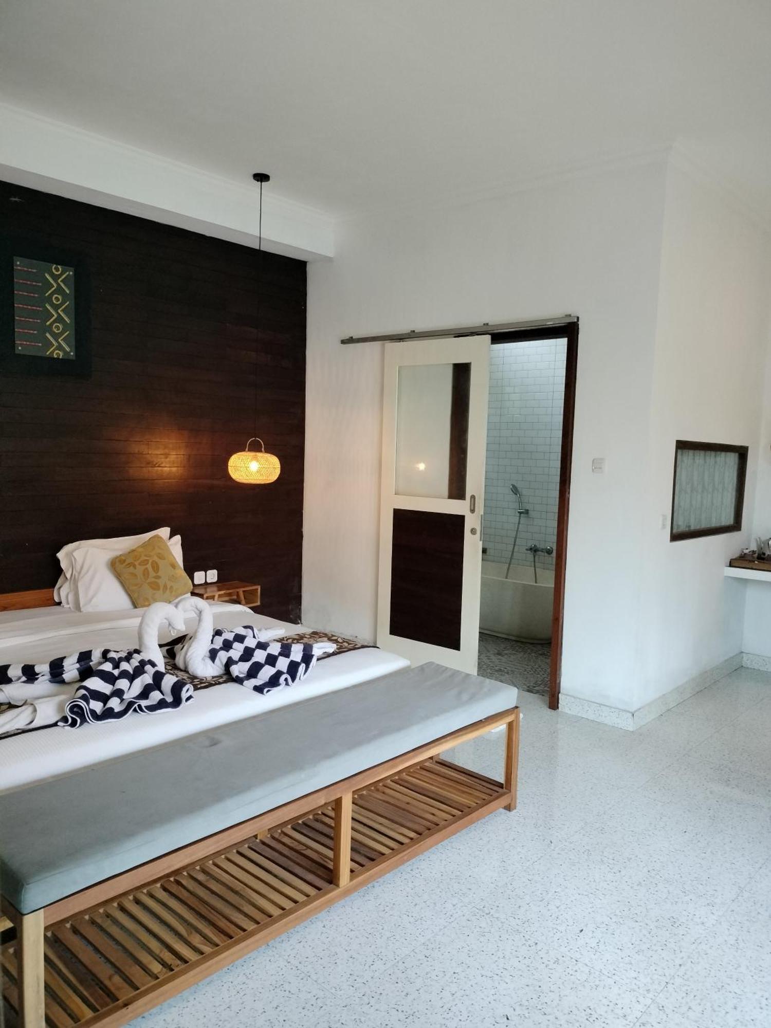 The Own Penida Cottage & Spa Ped Экстерьер фото